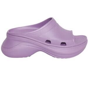Balenciaga Platform Lilac Pool Crocs Slides Size 9 US / FR 39 NWT